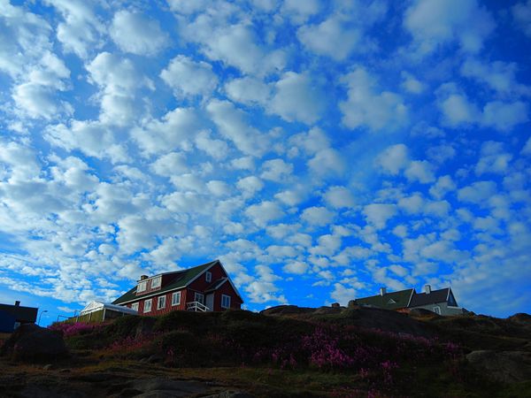 グリーンランド・グリーンランド「グリーンランド　流氷とオーロラの待つ圧巻の大自然へ」の写真：タシーラクの町を探索
この町に住んでいる...