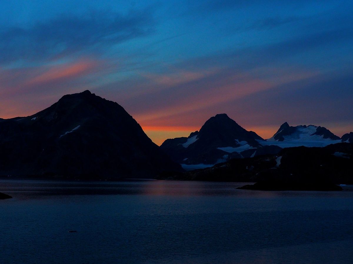 グリーンランド最後の夜
まだまだ長く滞在したかったグリーンランド、最後の夕...