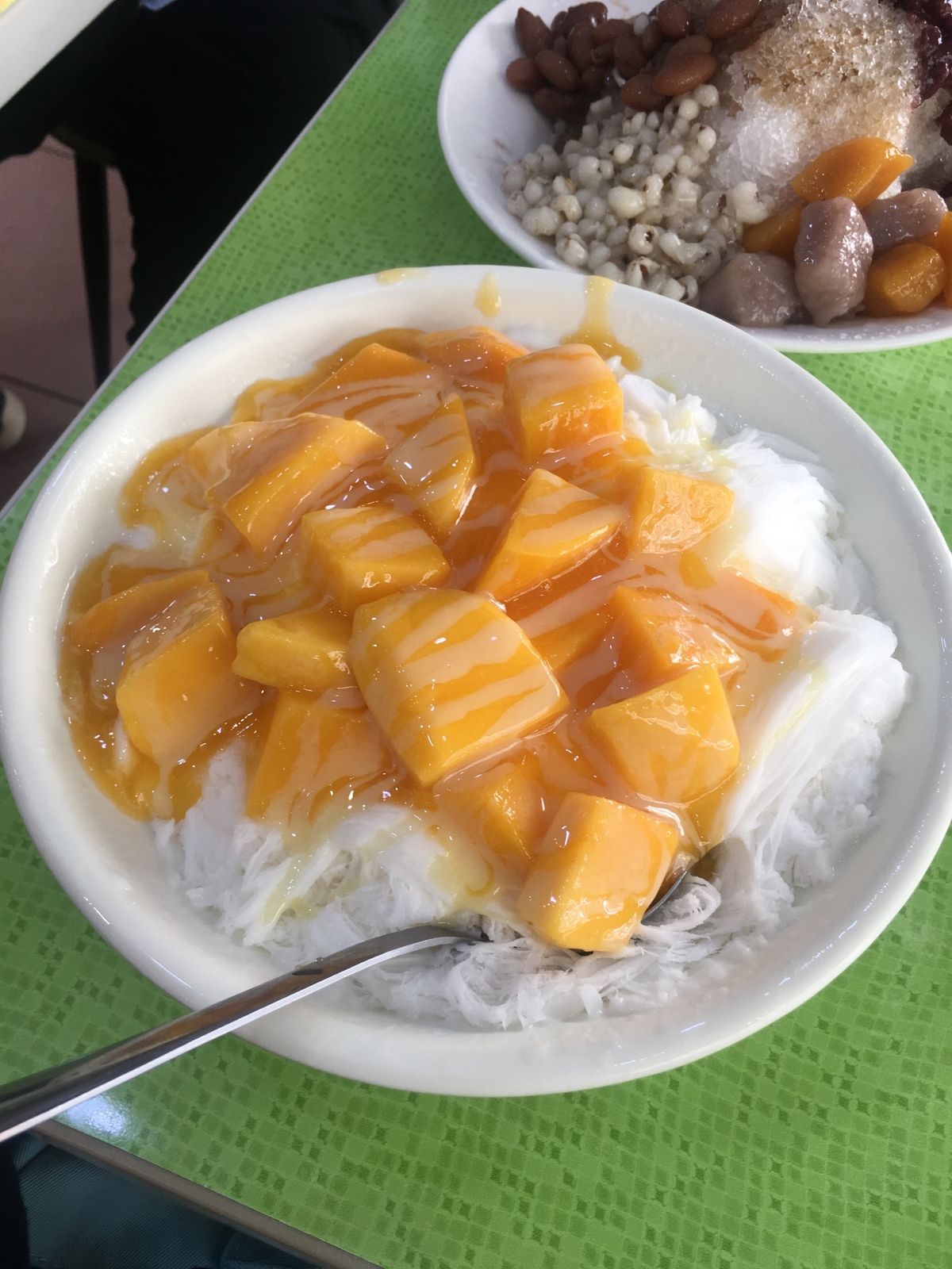 台湾スイーツ！
冰讃はほぼ毎回通っています！マンゴーかき氷美味しい♡
