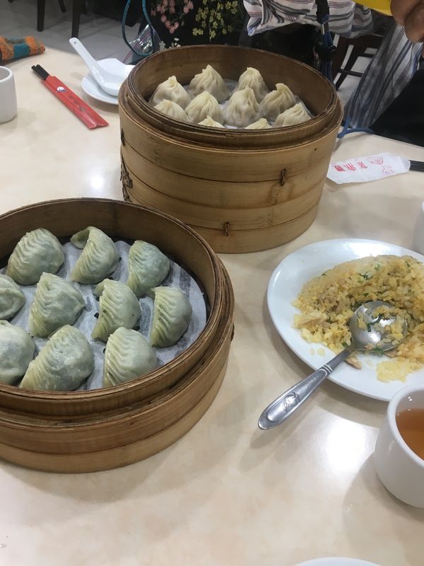 台湾・台北「台北街歩き」の写真：台湾と言えばやっぱり食べ物！
小籠包は食...