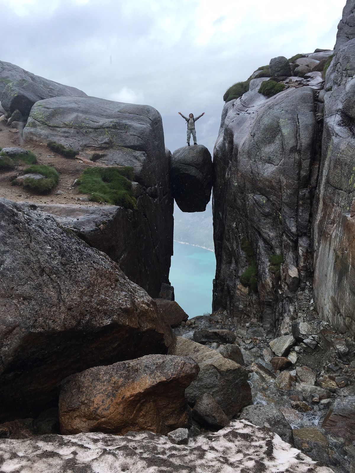 毎日フルな計画で、良く歩いたなあと思いました。トロルの舌は往復12時間。。...