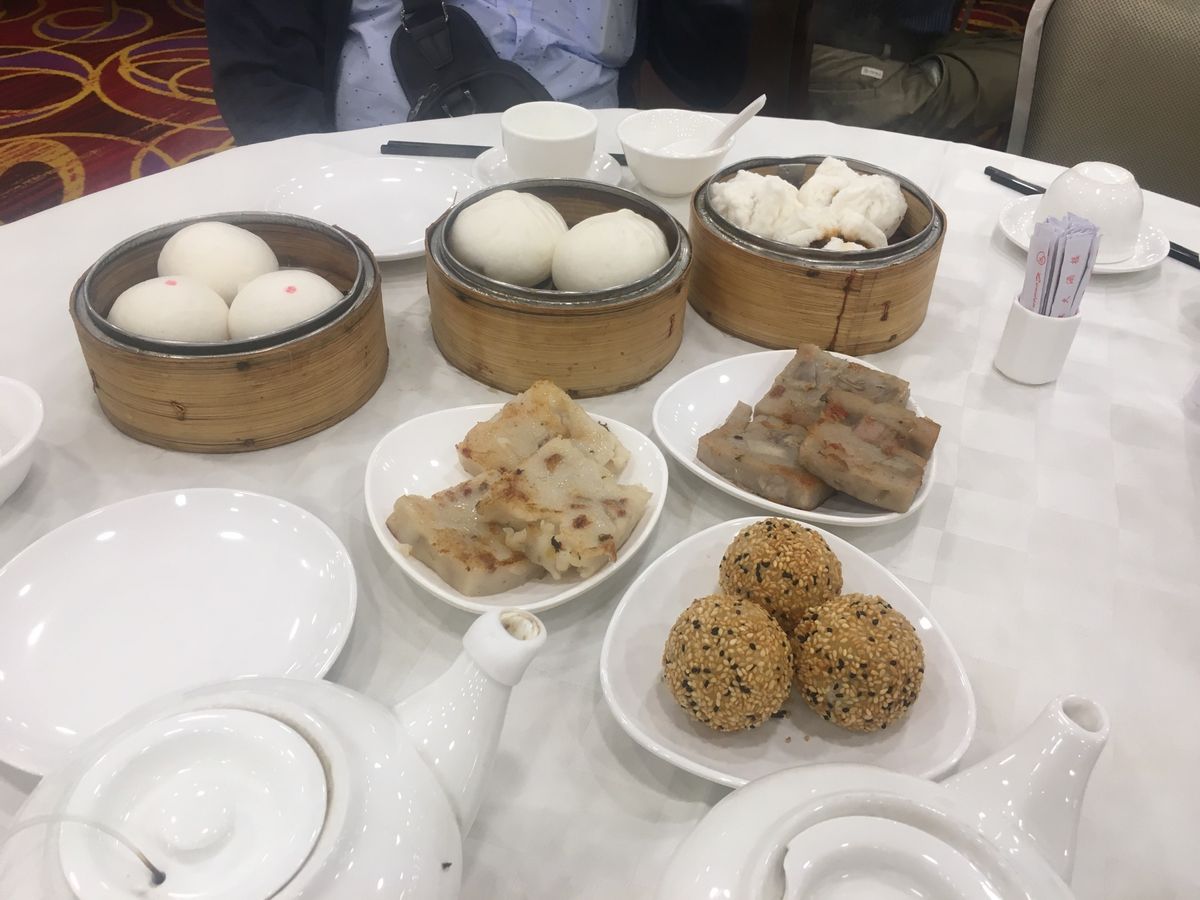 倫敦大酒楼。
朝ごはんのはずなのに…たくさん食べたなぁ。
ここはシート式＋...