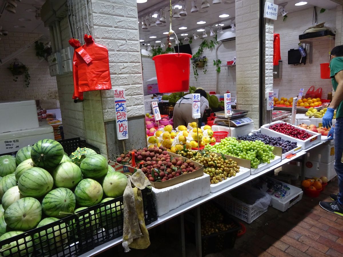深水埗。
手芸屋さんがたくさんでとても楽しかったです！
あと、果物屋さんが...
