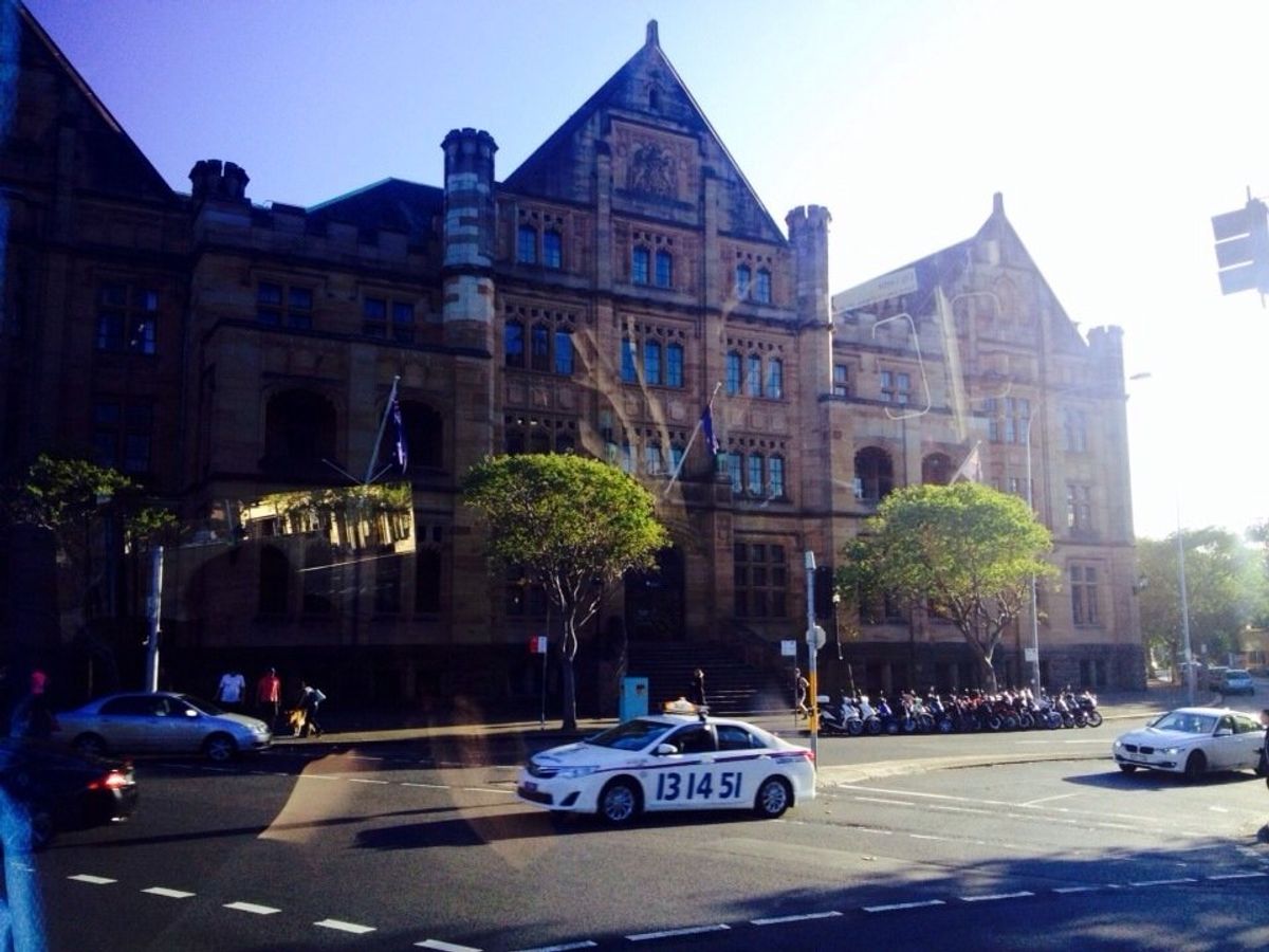 5日目、最終日は再びシドニー市内観光です🔥
ホテルからバスに乗って（これじ...