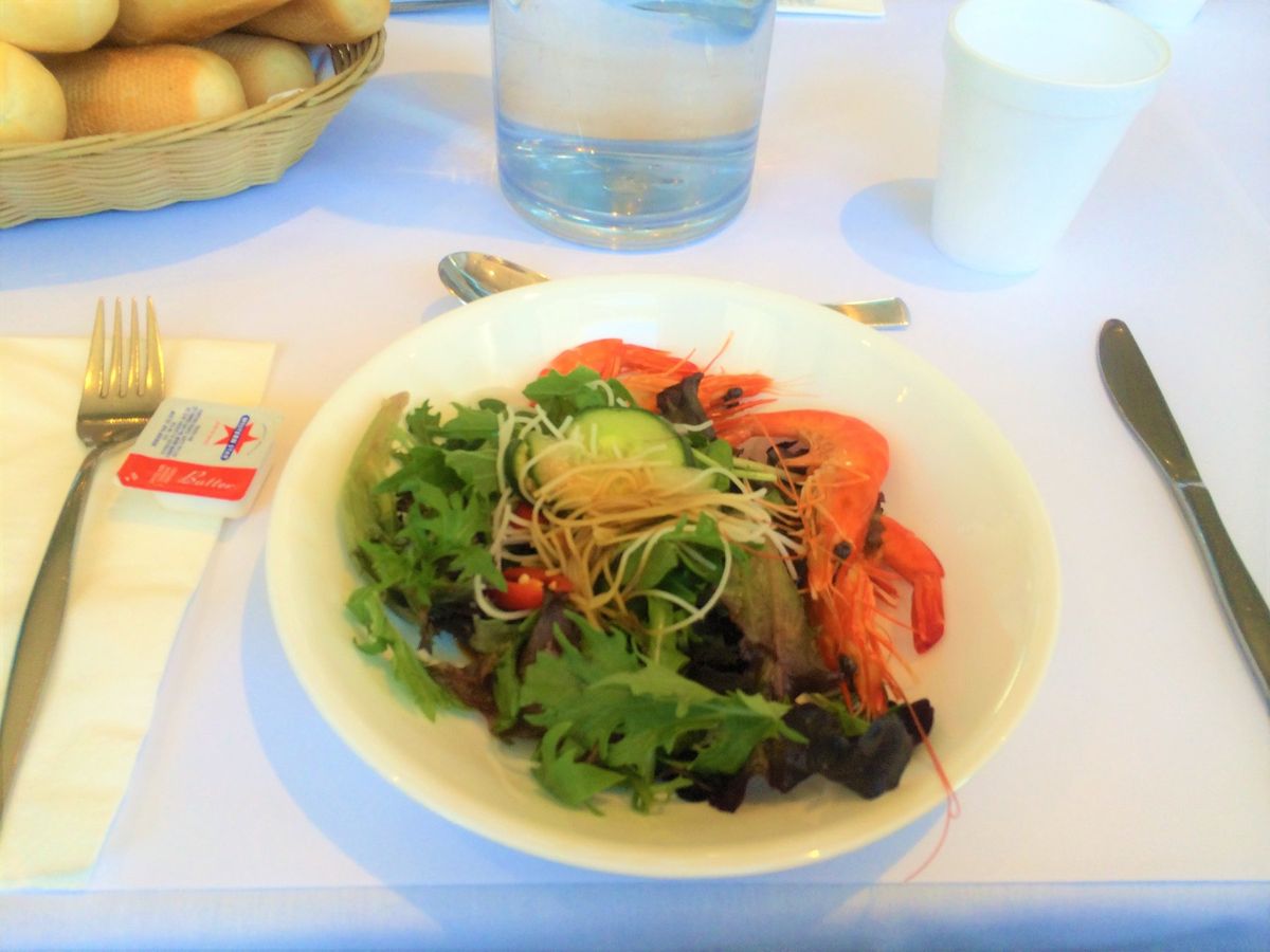 最終日夕食は、トワイライトディナークルーズで頂きました🤤
至れり尽くせりな...