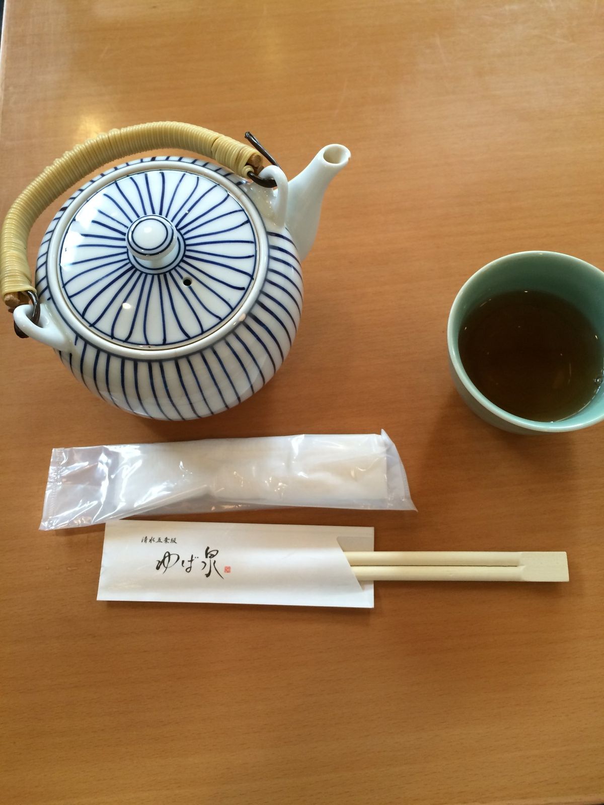 お昼はゆば泉さんの京ゆば膳を頂きました！
優しい味のくみあげ湯葉は美味しく...