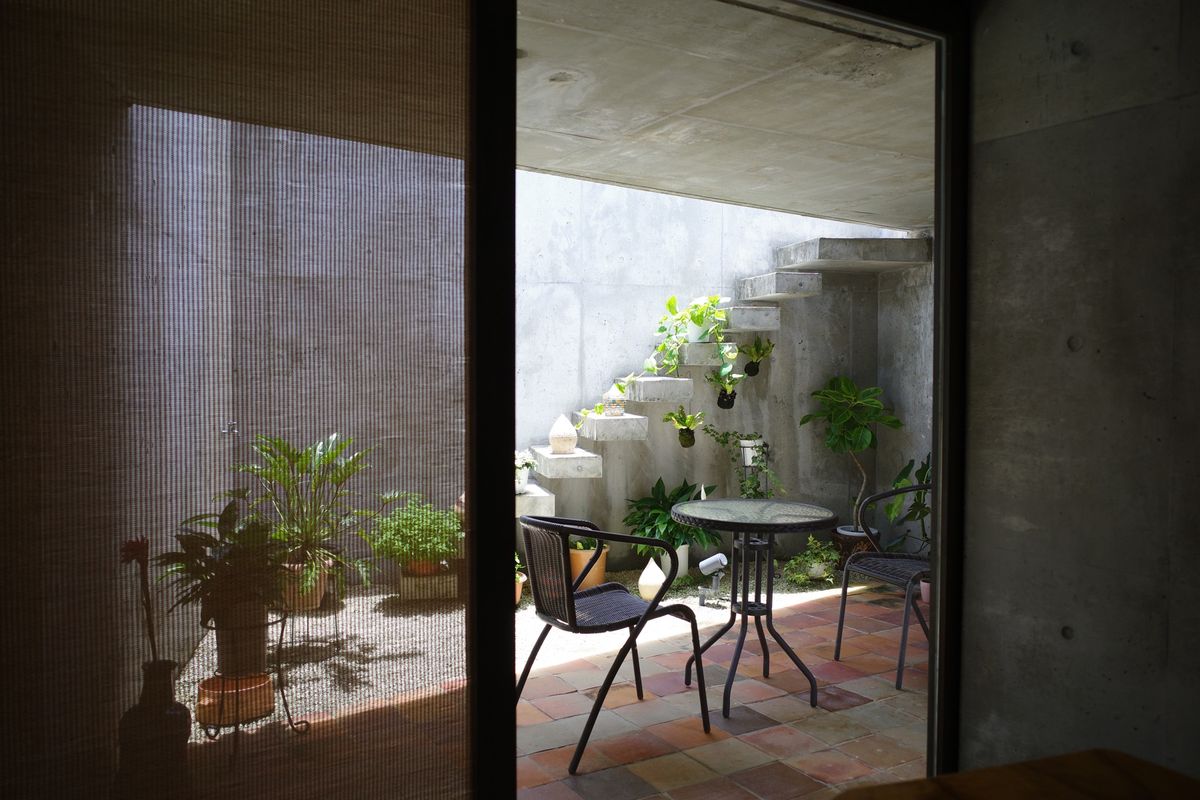 tou cafe and gallery