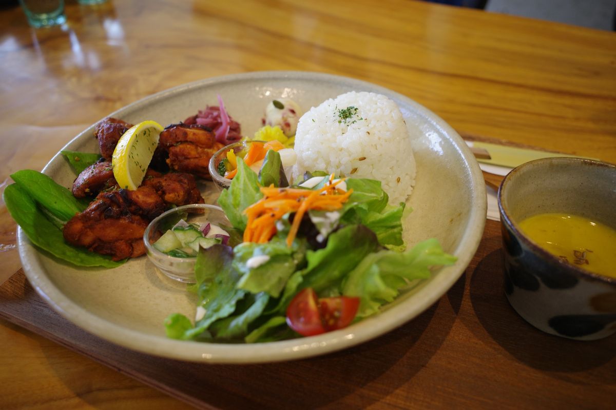 tou cafe and gallery