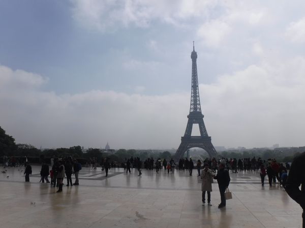 フランス・パリ「フランスの旅」の写真：エッフェル塔大好きです。
あのフォルム見...