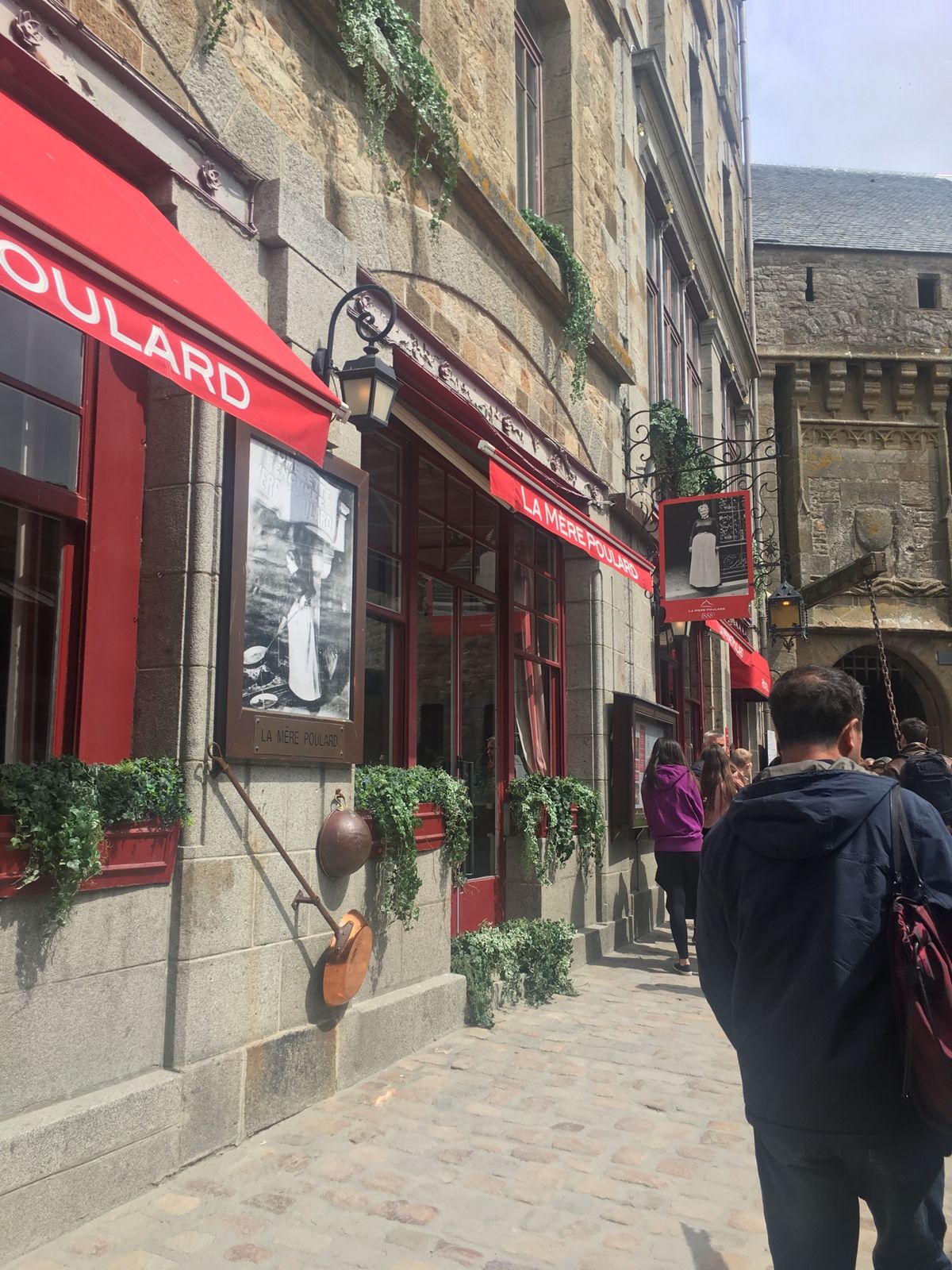 モンサンミッシェル！
ずーっと行きたかったので、行けて本当に嬉しい✨
モン...