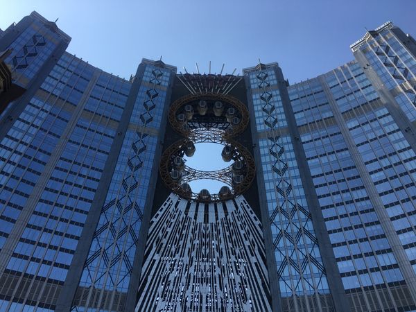 香港・香港「香港マカオ」の写真：8の形の観覧車です。
ここでしか乗れない...