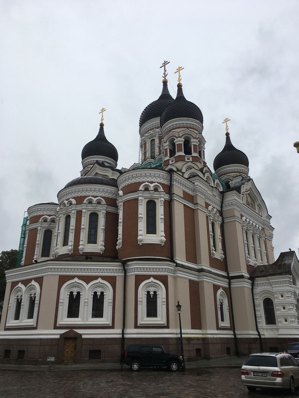 旧市街への入口。
中に入ると別世界が広がっています！