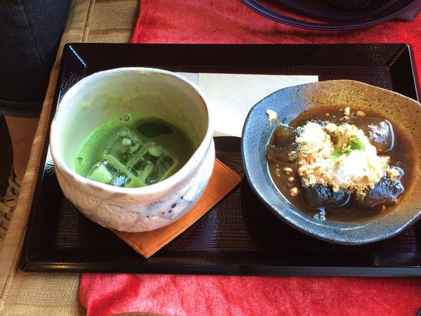 日本・奈良県「日本・奈良 その①/Nara Japan part①」の写真：二月堂の近くにある茶所、龍美堂さんにてお...