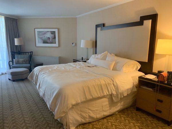 アメリカ(米国)・ハワイ「✈︎2019ハワイ結婚式・ハネムーン🇺🇸」の写真：🏨2〜5泊目　モアナサーフライダー.
こ...