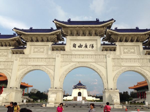 台湾・台北「初めての台湾」の写真：中正紀念堂！
ちょうど衛兵交替式でした！