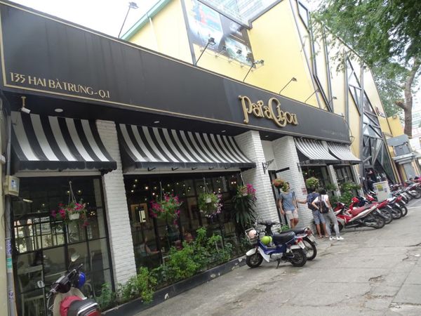 ベトナム・ホーチミン「✈︎2017ベトナム旅行🇻🇳」の写真：🍴🥐パタシュー
おしゃれなフレンチベーカ...