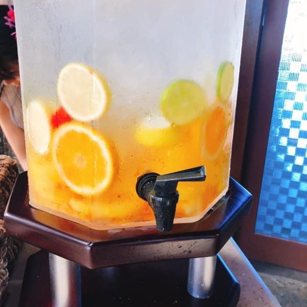 アメリカ(米国)・ホノルル「妹とアウラニ♡」の写真