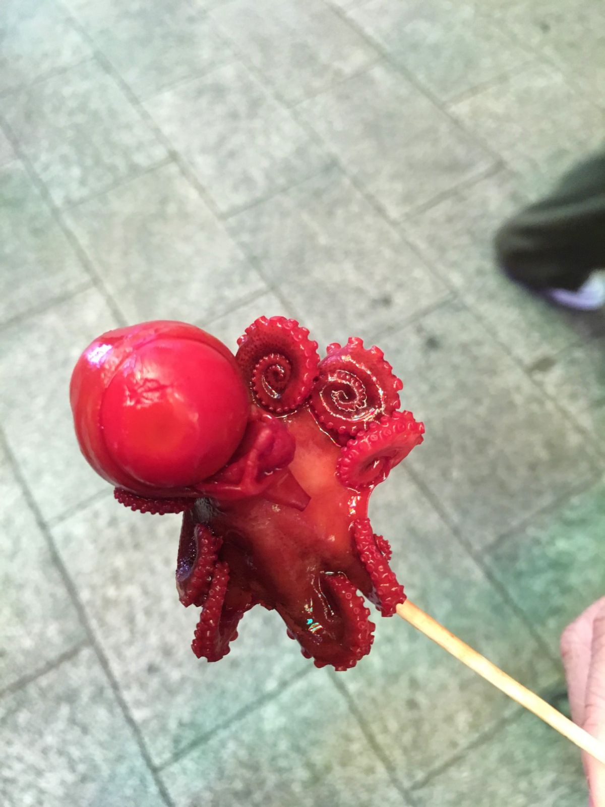 錦市場に到着！！
こちらで昼食を頂きますッ
ここは弟が中学の修学旅行で訪れ...