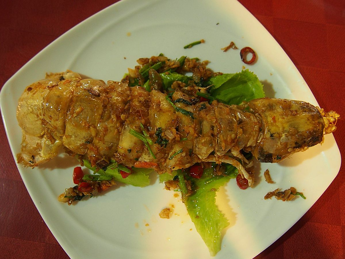 コタキナバルは海鮮が最高。
シャコなんかは本当に絶品です。
華僑が経営して...