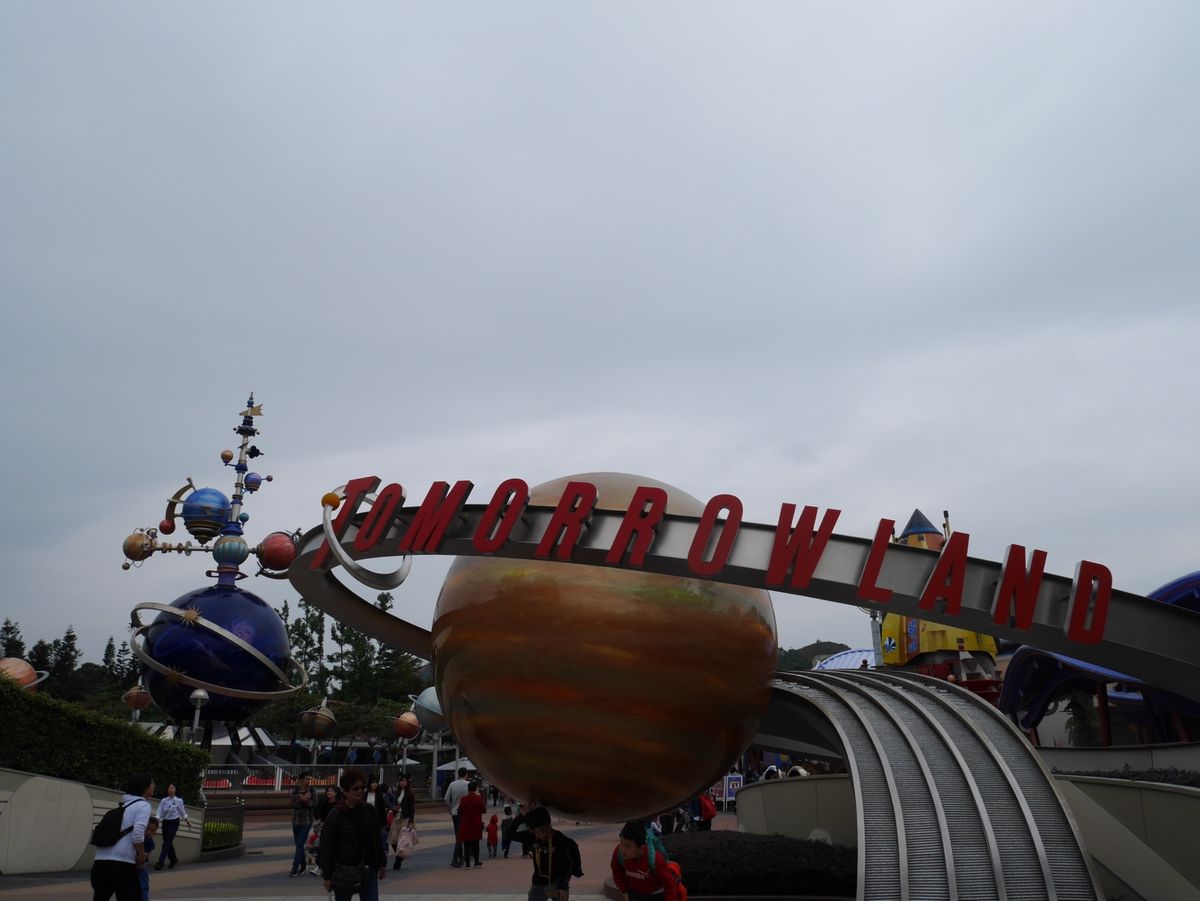 香港ディズニーランド！
ホテルからバスが出てました^ ^
有料だけど、楽ー...