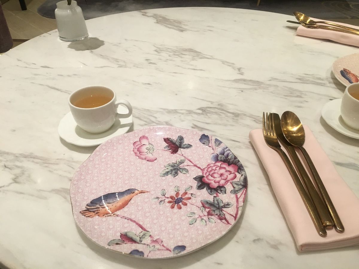 めちゃくちゃ可愛いアフタヌーンティーしてしまった…
いままでで1番可愛いア...