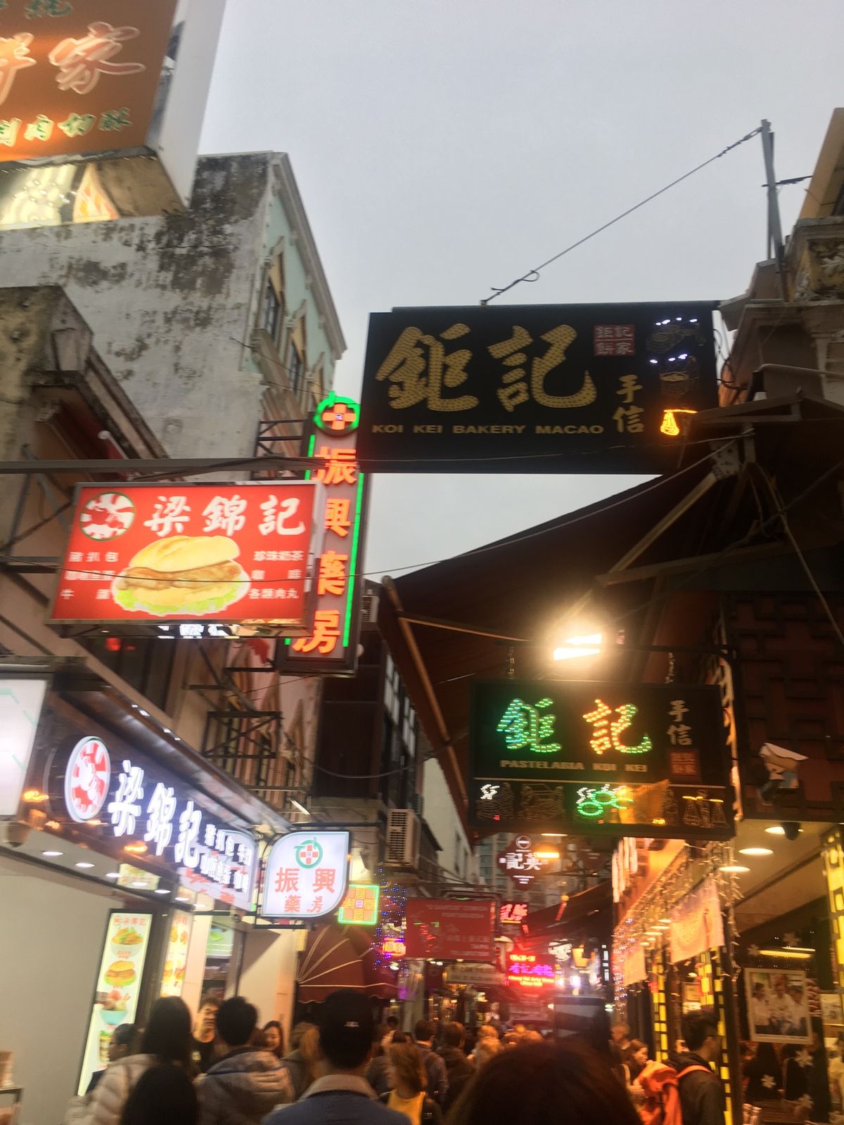 ギャラクシーマカオと、タイパ地区。
グァバジュース美味しかったです！