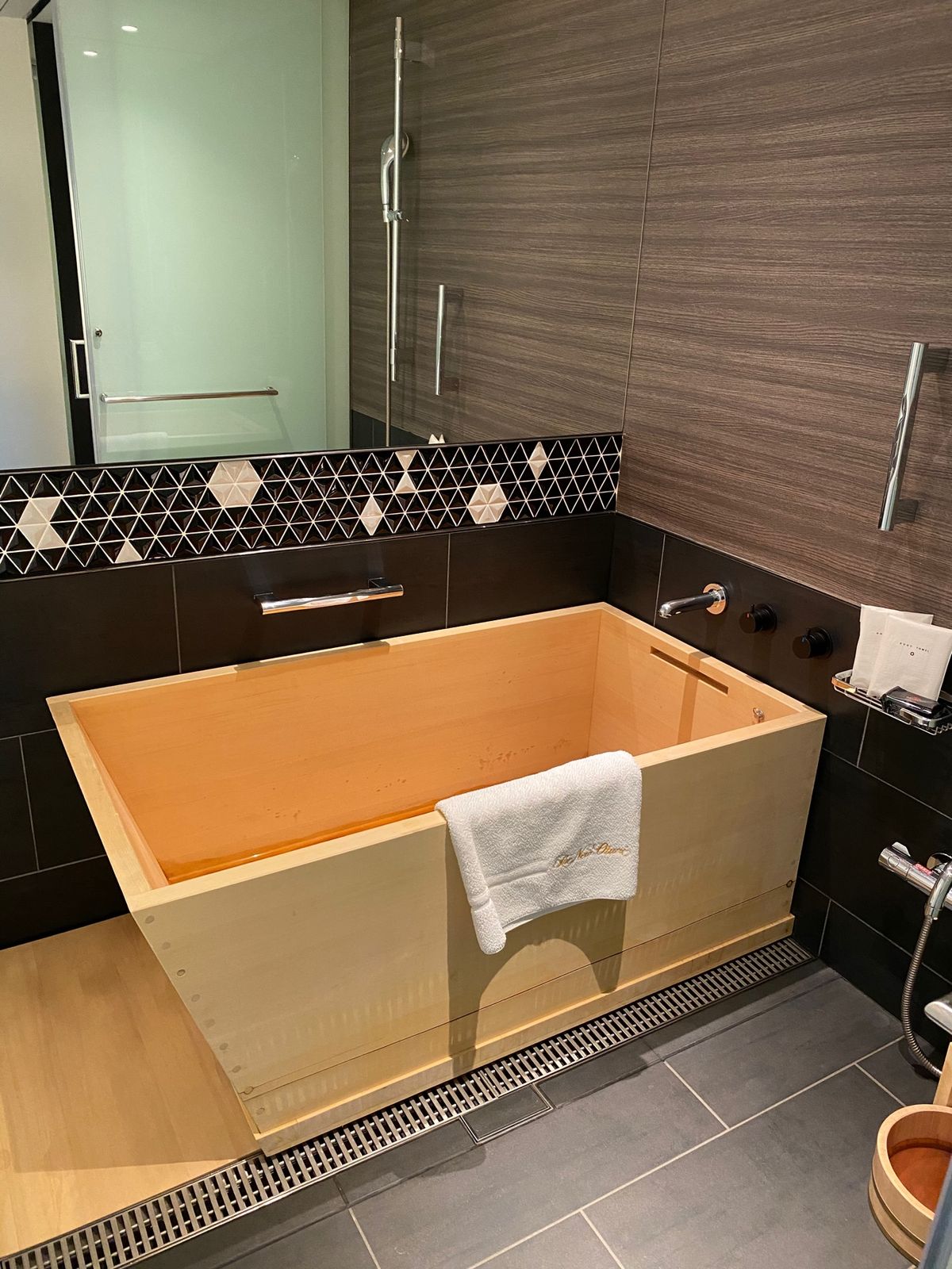 貴重な晴れ、ということで思い立って予約