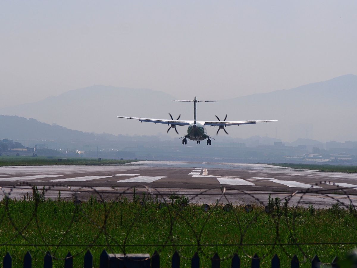 台北 松山空港
台北市内にある松山空港は、空港から市内へのアクセスがとって...