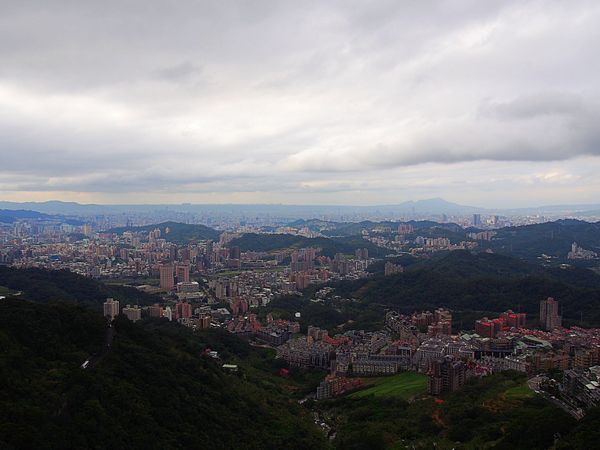 台湾「台湾で暮らした日々　〜人も街もごはんも大好きな国〜」の写真：台北動物園から猫空へ
ロープウェーで台北...