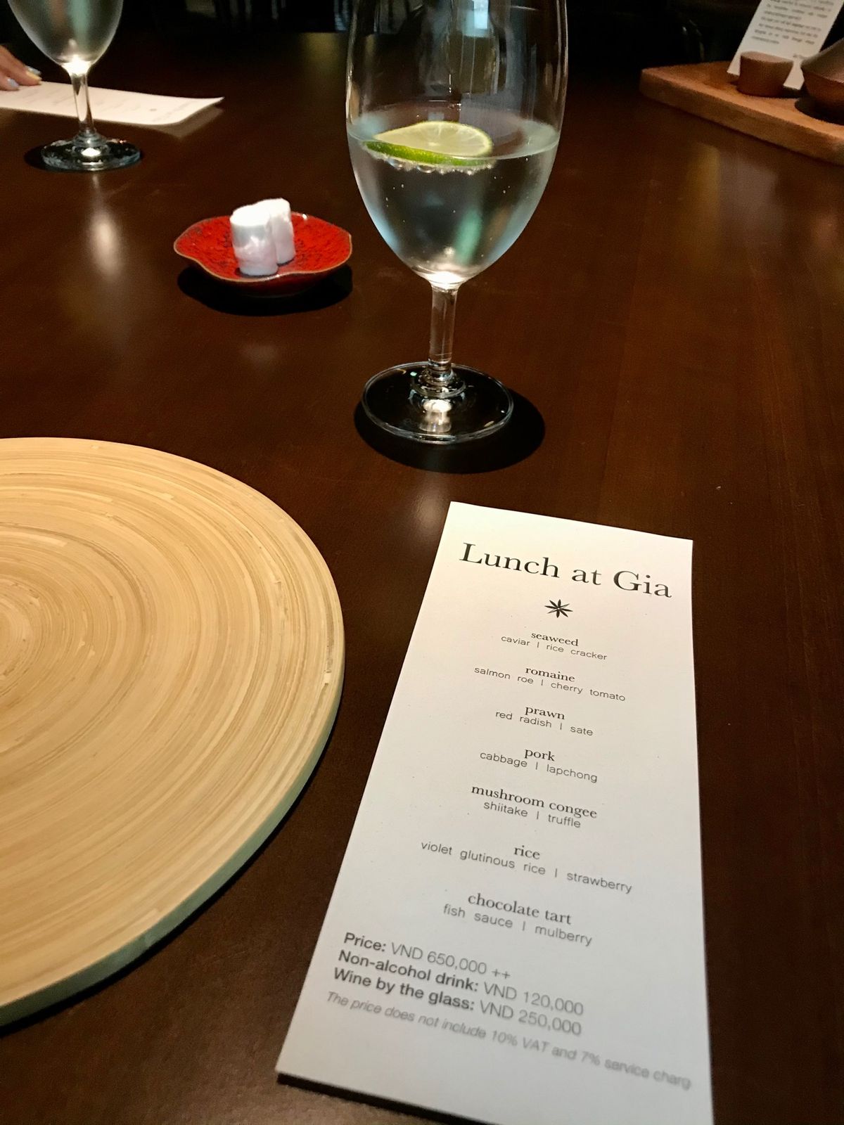 gia restaurant
ハノイで見つけた素敵な創作料理のお店。
夜ご...