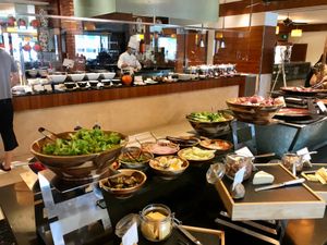 インターコンチネンタル ハノイウェストレイクの朝食

宿泊客はそれほど多く...
