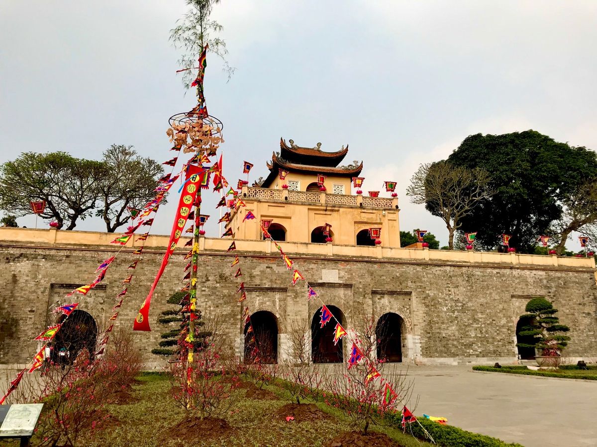 タンロン遺跡
ハノイ市内の中心に位置する世界遺産、ベトナムの歴代の王朝が城...