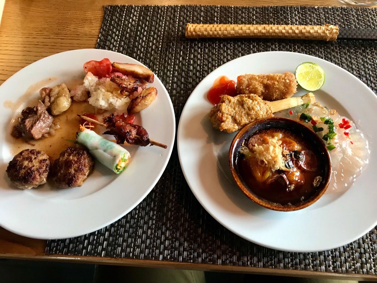 Red bean restaurant
ハノイでおすすめのベトナム料理店の...