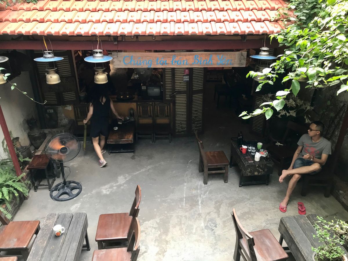 Tiny cafe
B52戦勝博物館の近くの小さな路地の中に見つけた素敵な...