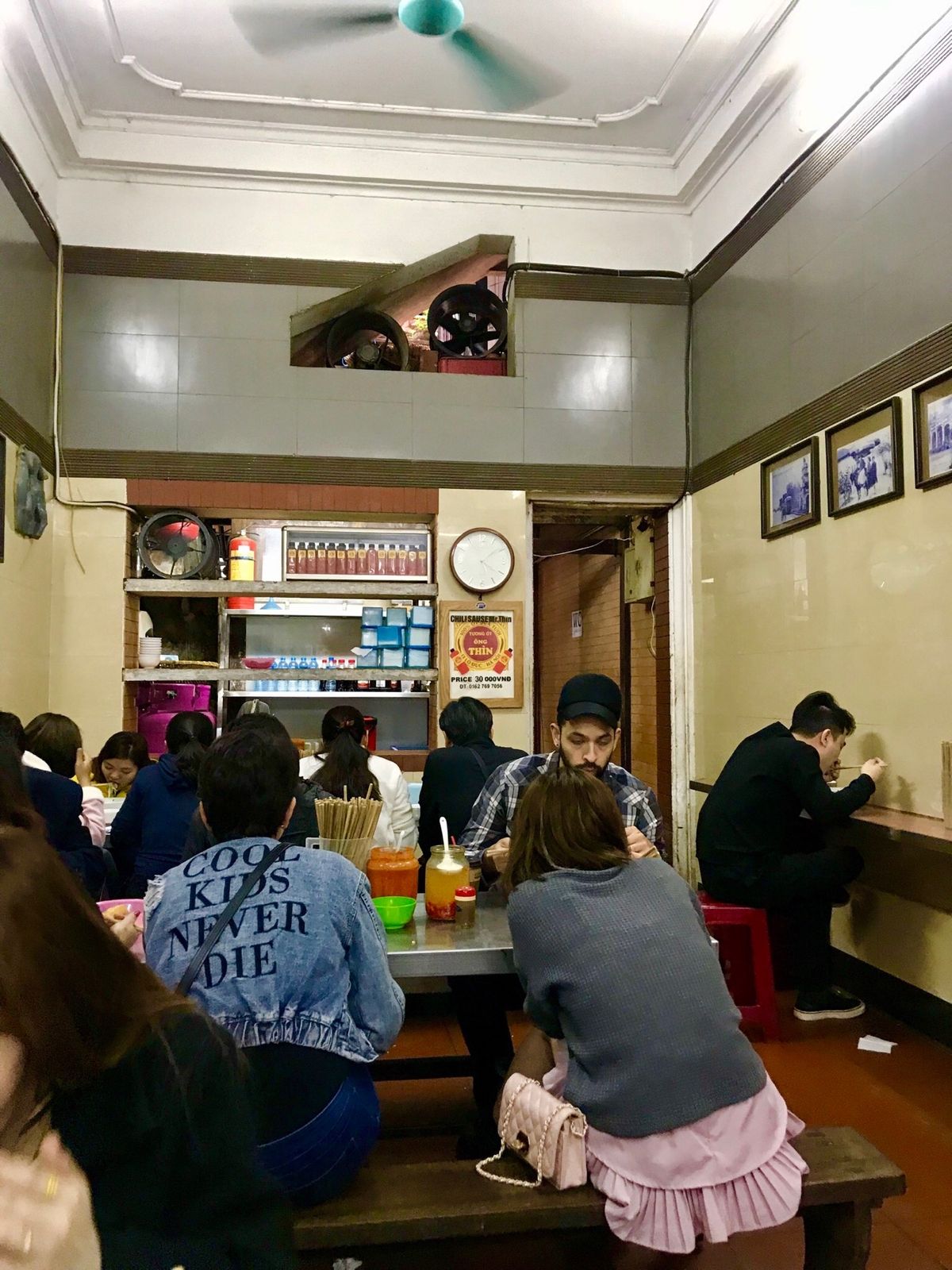 pho thin
ハノイのフォー屋さんといえばこの店。
とっても有名で美味...