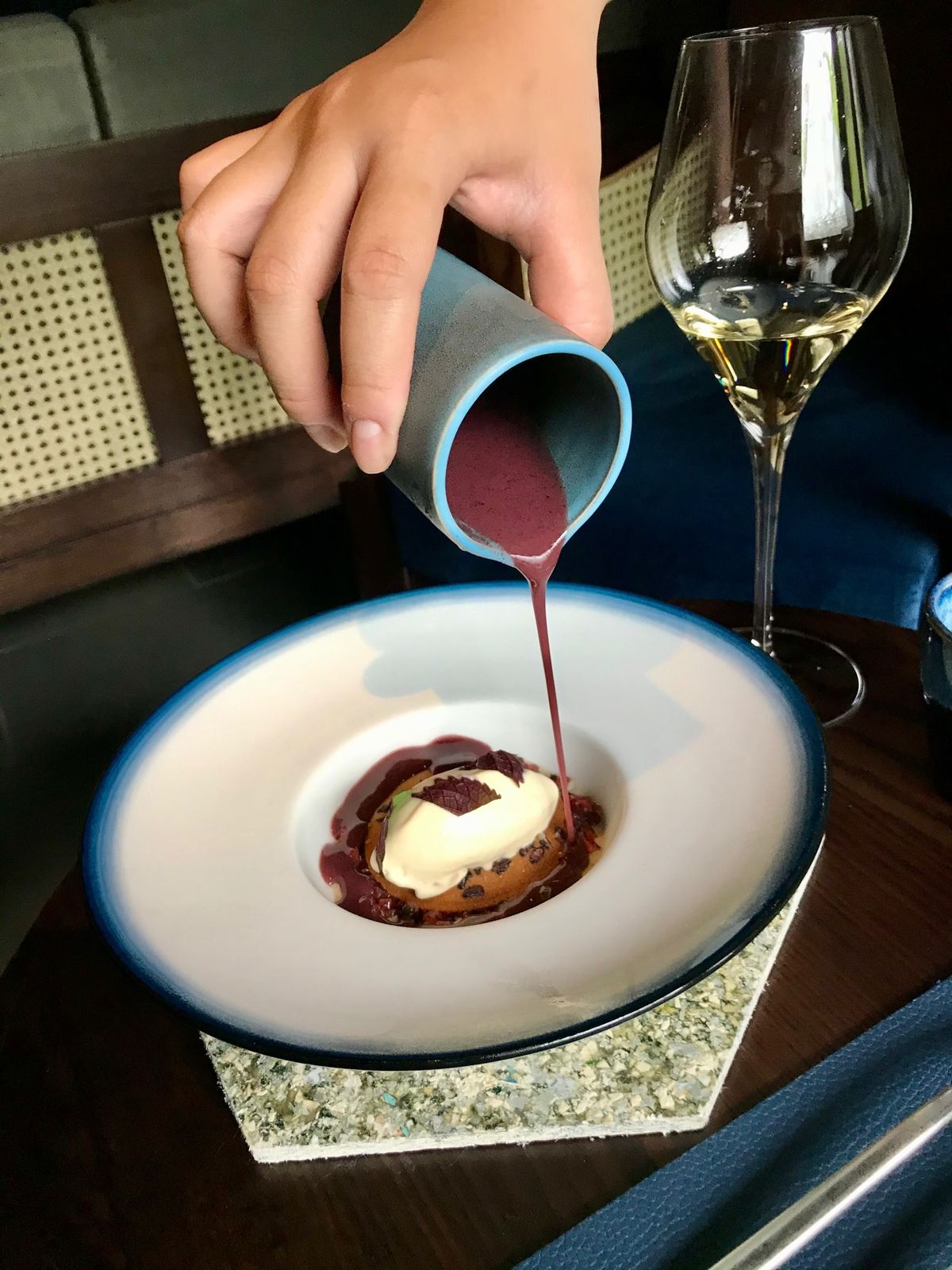 gia restaurant
ハノイで見つけた素敵な創作料理のお店。
夜ご...