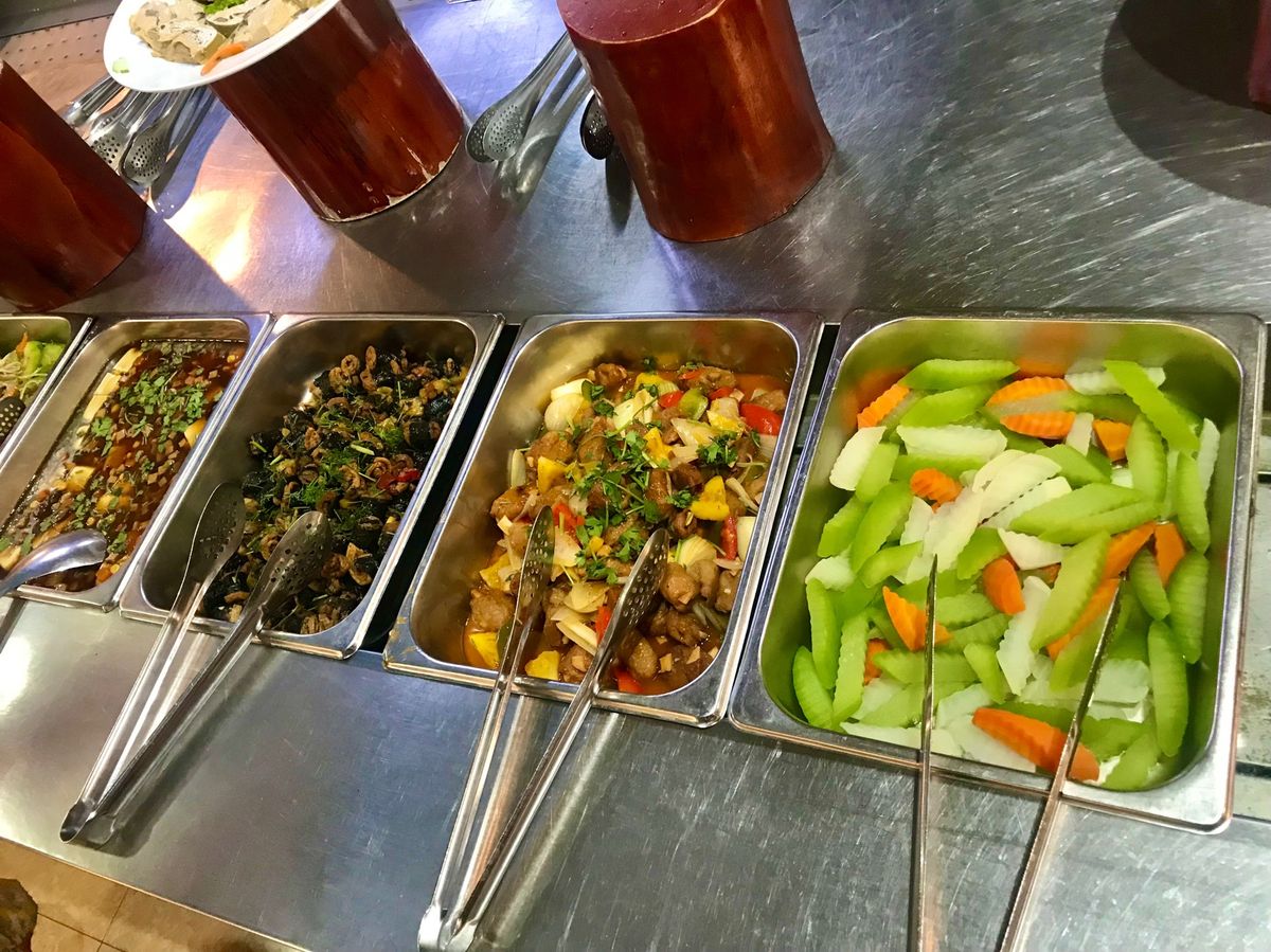 Tinh Thuc Vegetarian Restaurant
ハノイ市内...