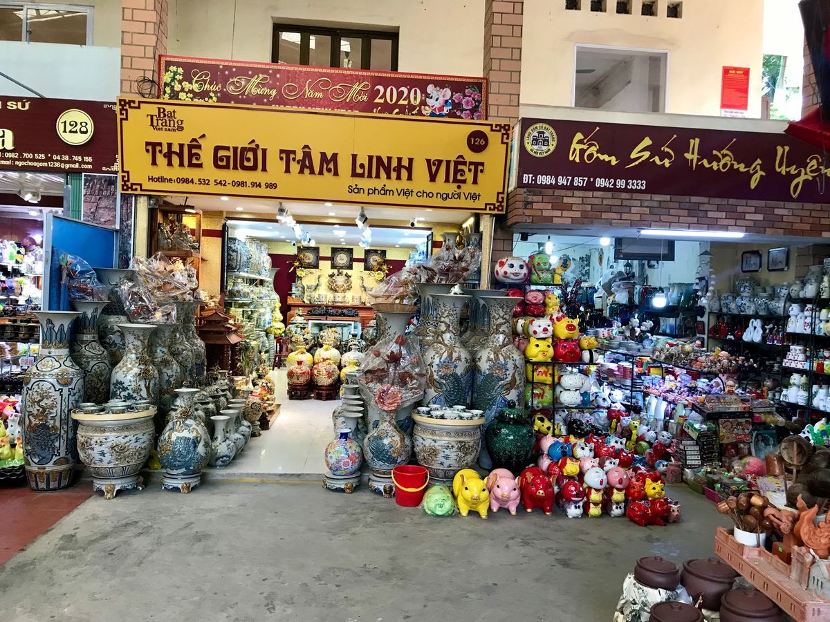 バッチャン
ハノイ市の南東部にある焼物の街。
ハノイ市内の自宅から20km...