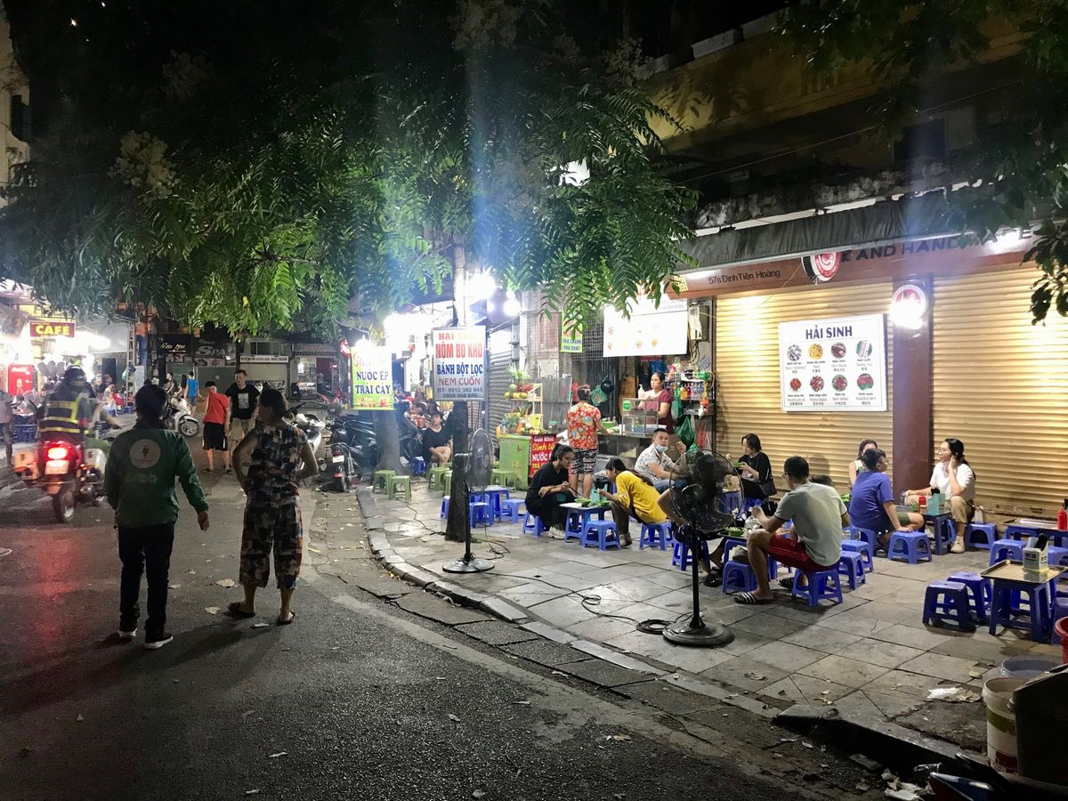 ハノイ旧市街の今　8/30撮影
ハノイの旧市街は半年前までそれはそれはたく...