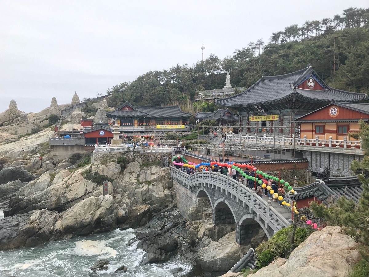 DAY2
朝ごはんは西面へデジクッパを食べに。
その後パワースポットの海東...