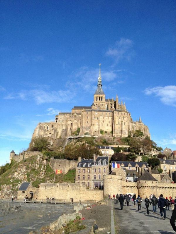 フランス・モンサンミッシェル「hanging out day 🇫🇷🚄🇫🇷🚄 came to Mont Saint-Michel 」の写真