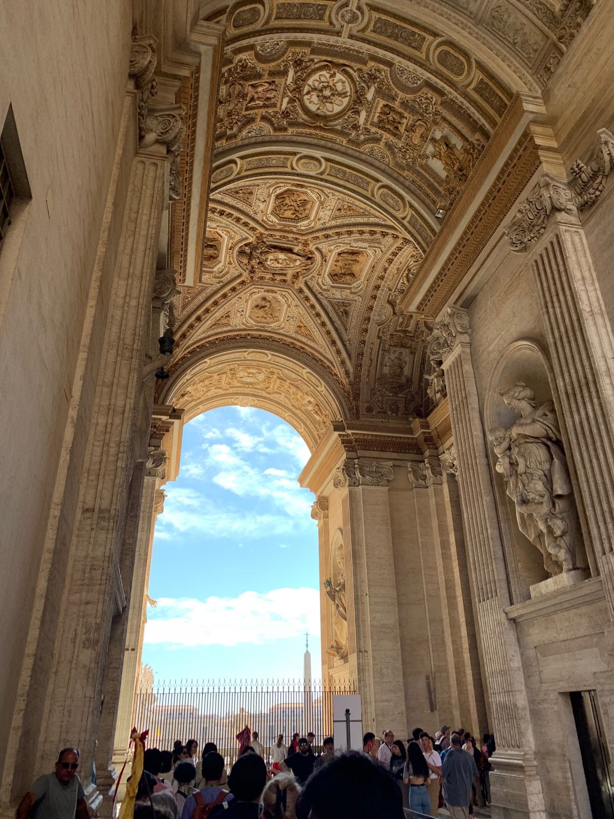 サン・ピエトロ大聖堂は空気感が違う感じがしました！
ミケランジェロのピエタ...