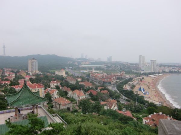 中国・青島「東洋のヨーロッパ、中国、青島の旅🇨🇳」の写真：小魚山公園にて🐟
1枚目の写真は、2枚目...