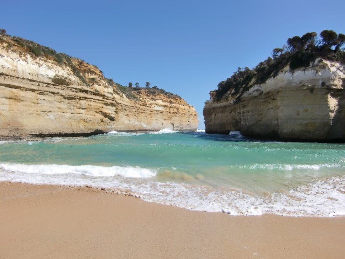 グレートオーシャンロードの旅💐
ロック・アード・ゴージにて
「紅の豚」の主...