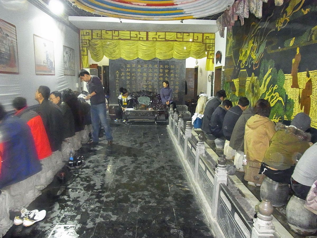 ナッツやドライフルーツの並ぶイスラム街や、楊貴妃が入っていた芸術的な温泉な...