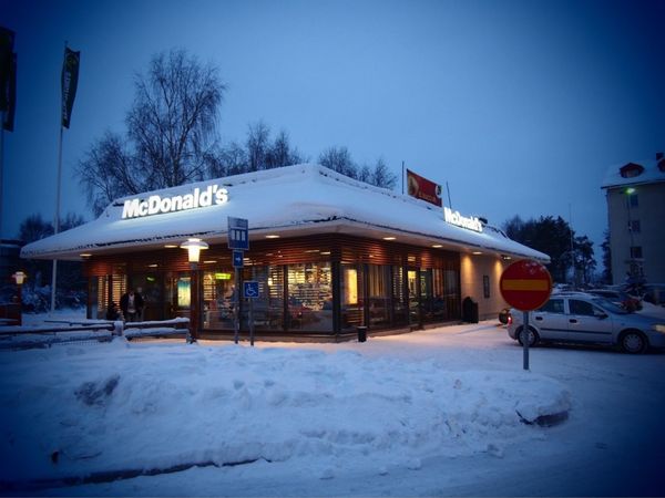 フィンランド・ヘルシンキ「✈︎2013フィンランド旅行🇫🇮」の写真：🍴🍔ロヴァニエミのマクドナルド.