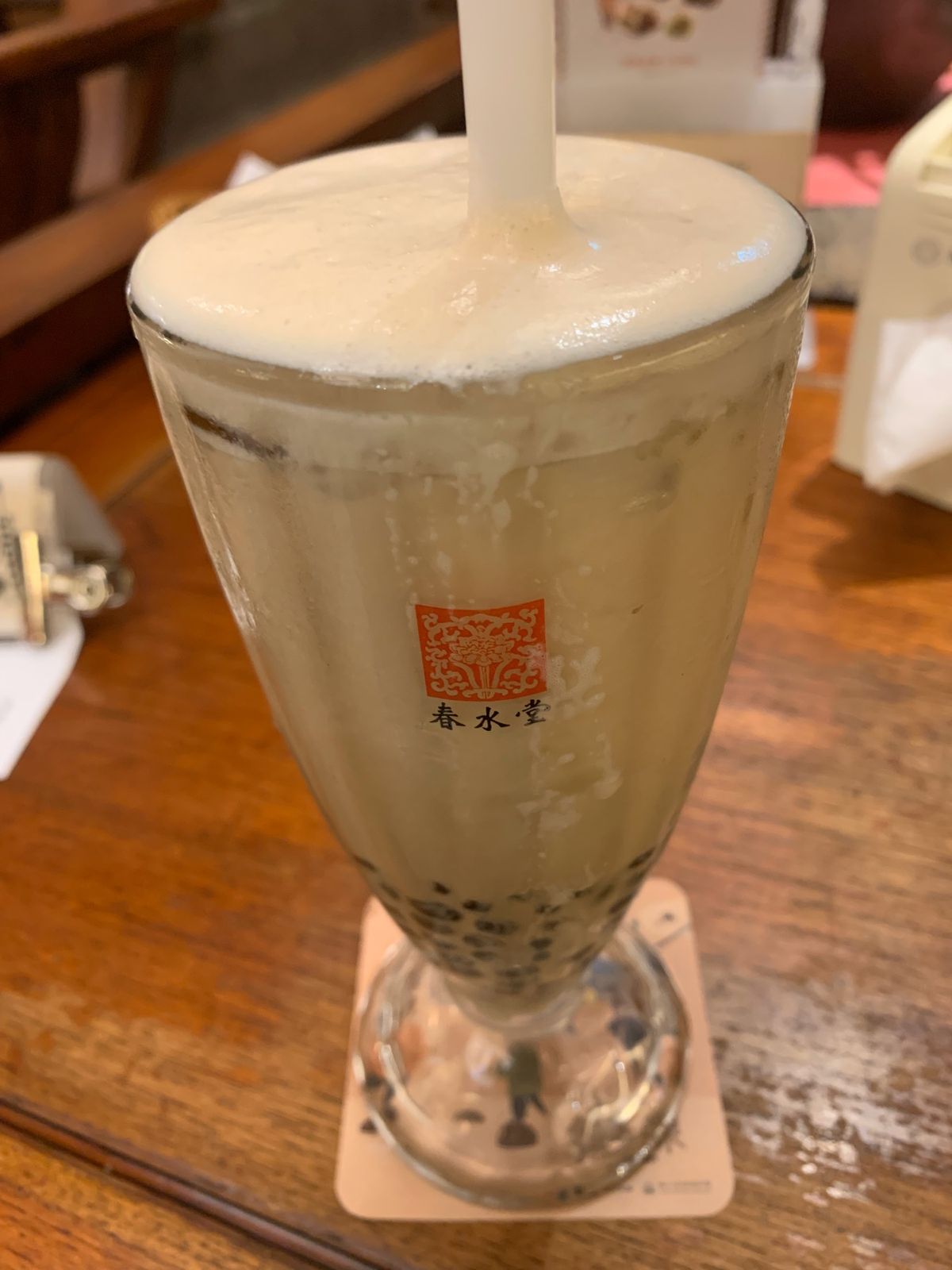 台湾のウユニ塩湖こと高美湿地を見に台中へ。全然違ったけど、夕日はきれいでし...