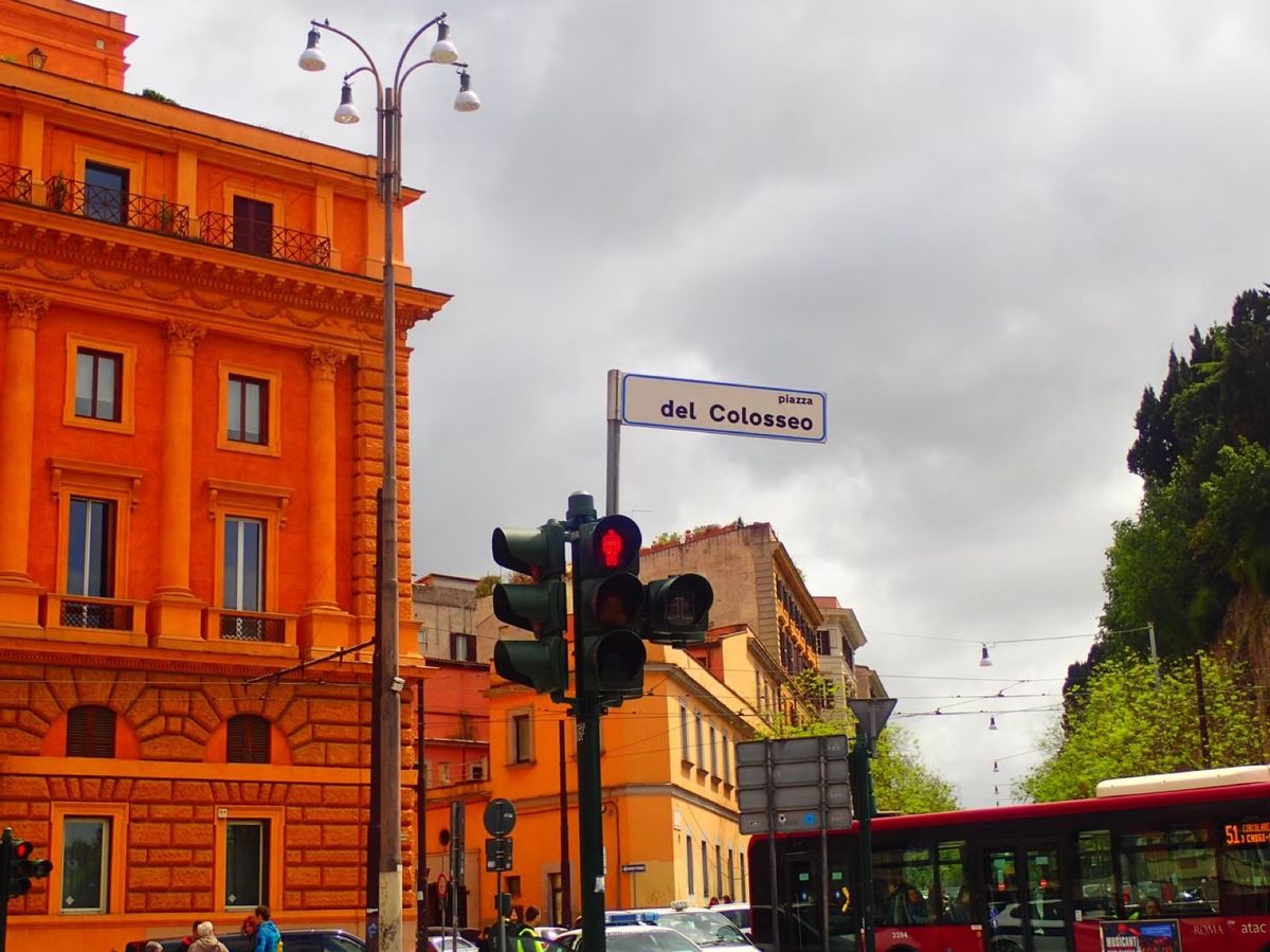 ローマ
可愛い看板たち