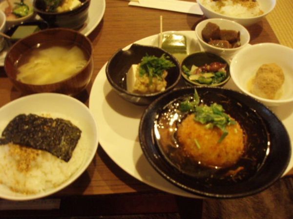 日本・大阪「大阪、奈良」の写真：食