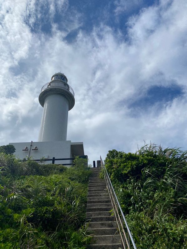 日本・沖縄「石垣島 星空の旅」の写真：さっきのitalicoの先に石垣御神埼灯...